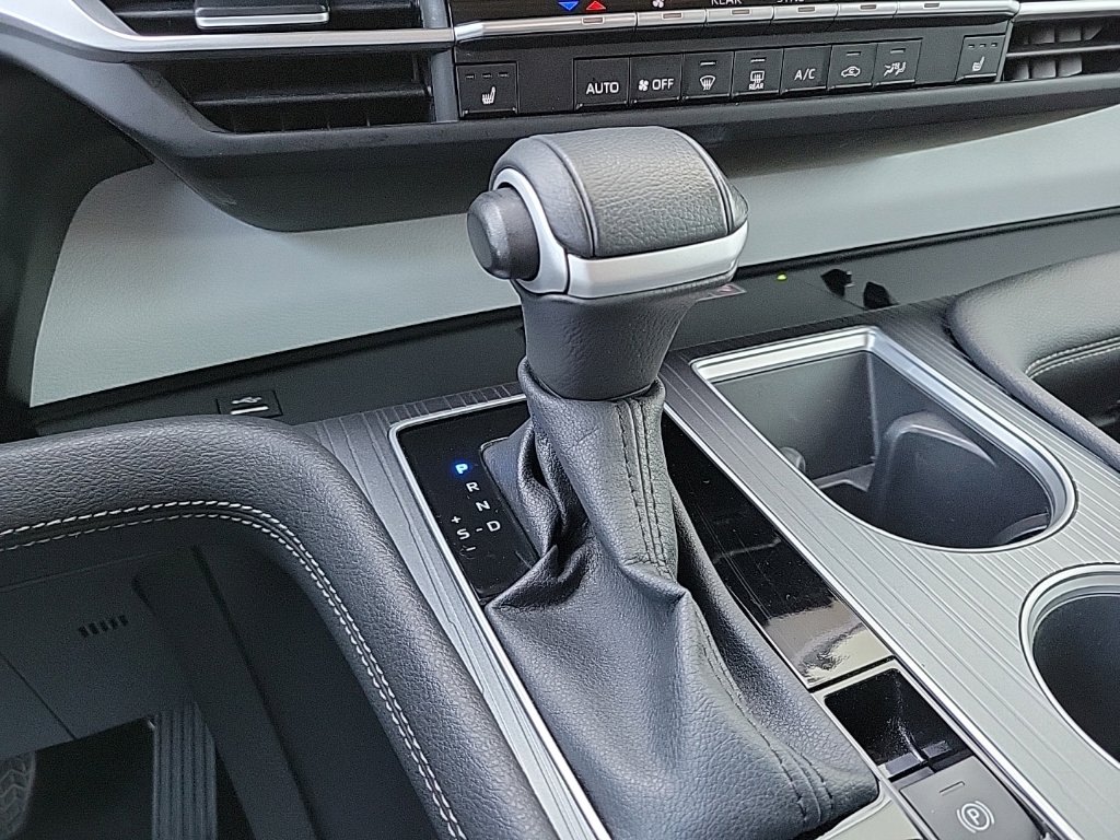 Thumbnail: 2025 Toyota Sienna - 13