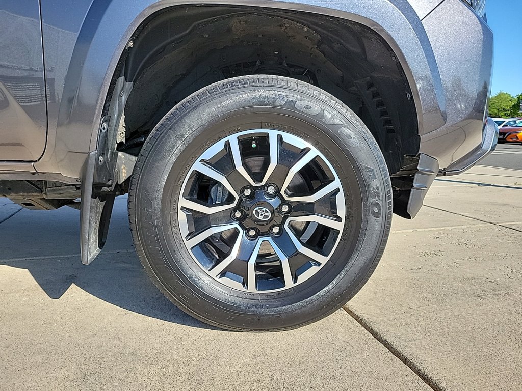 Thumbnail: 2021 Toyota Tacoma - 6