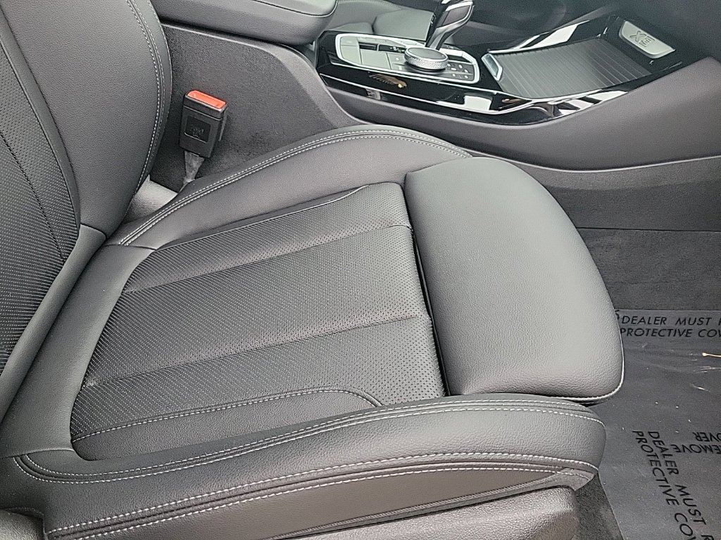 Thumbnail: 2022 BMW X3 - 12