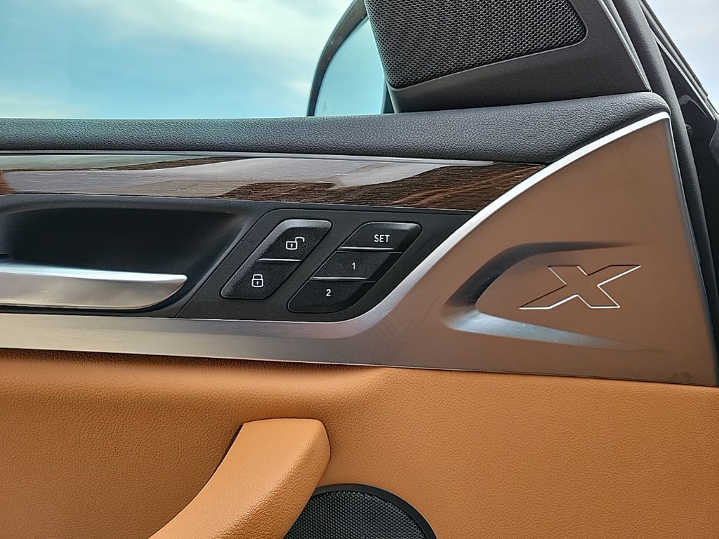 Thumbnail: 2022 BMW X3 - 6