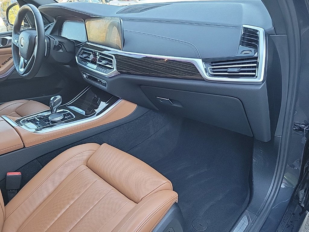 Thumbnail: 2020 BMW X5 - 10