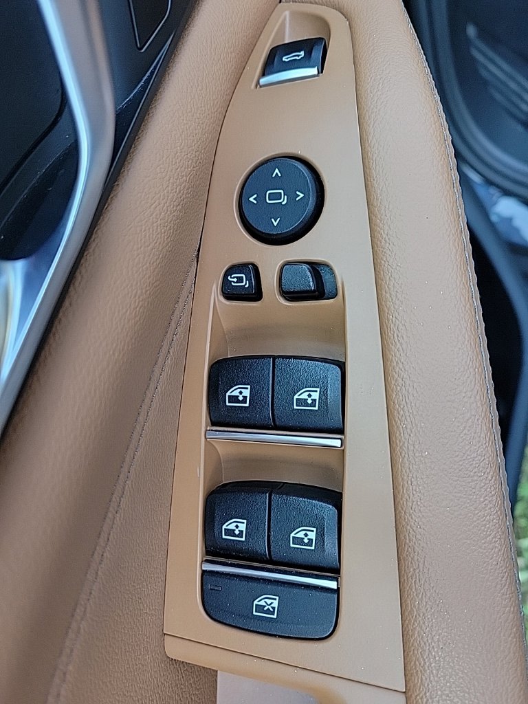 Thumbnail: 2020 BMW X5 - 37