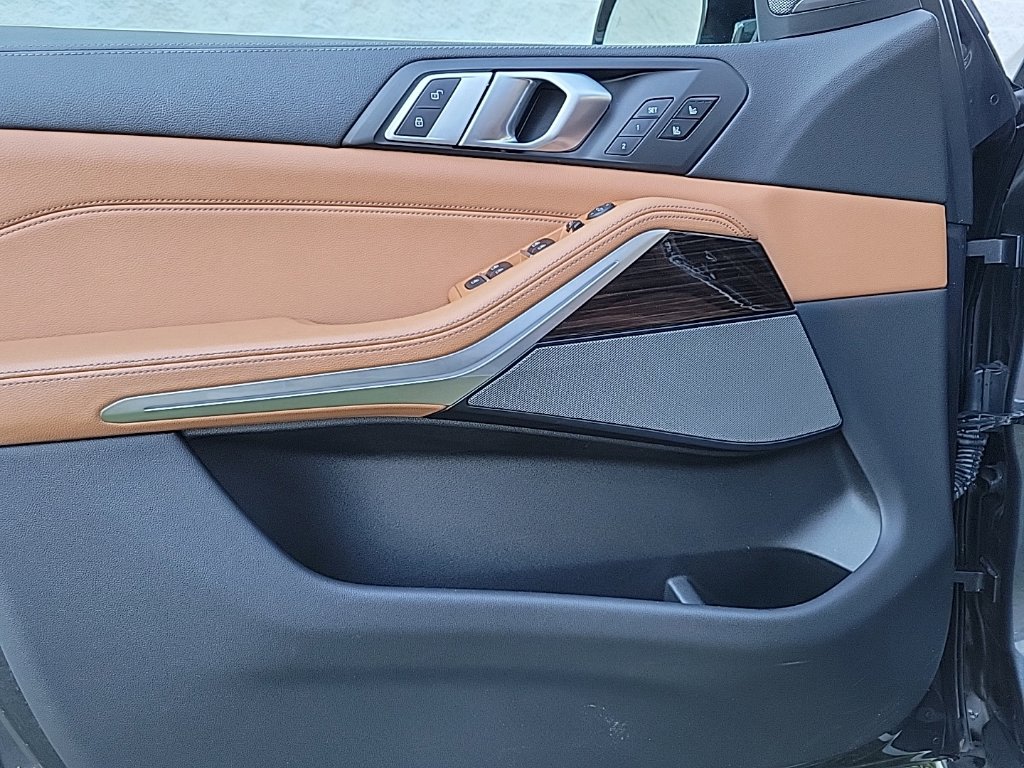 Thumbnail: 2020 BMW X5 - 36