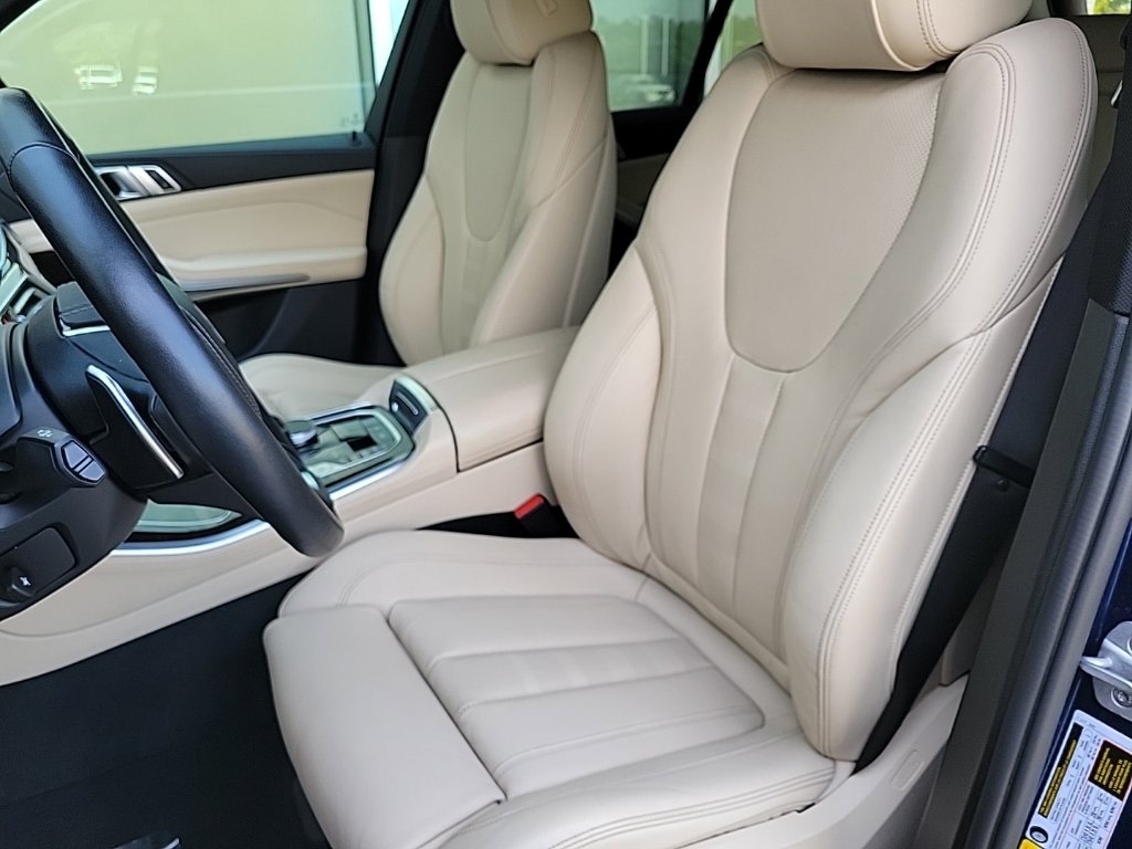 Thumbnail: 2021 BMW X5 - 10