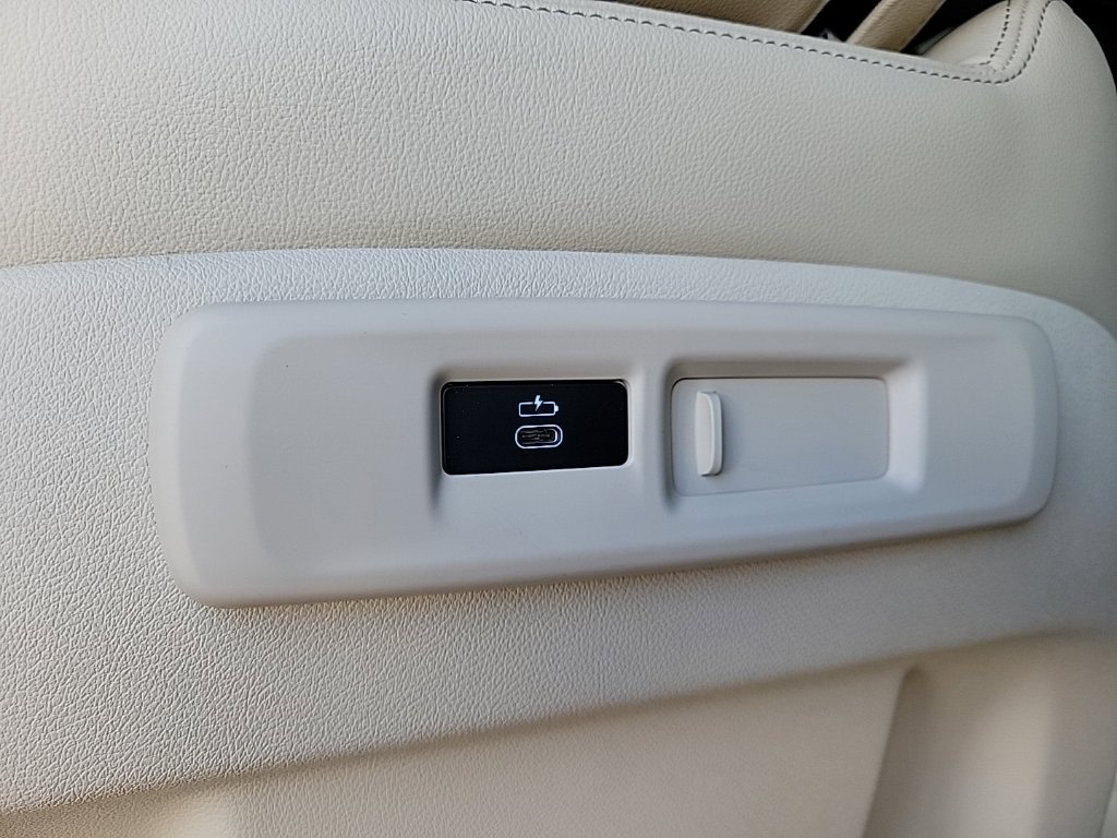Thumbnail: 2021 BMW X5 - 26