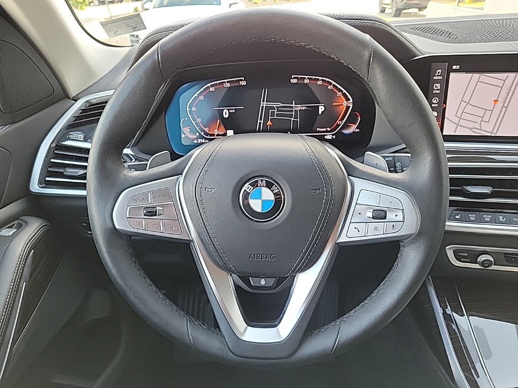 Thumbnail: 2021 BMW X7 - 9
