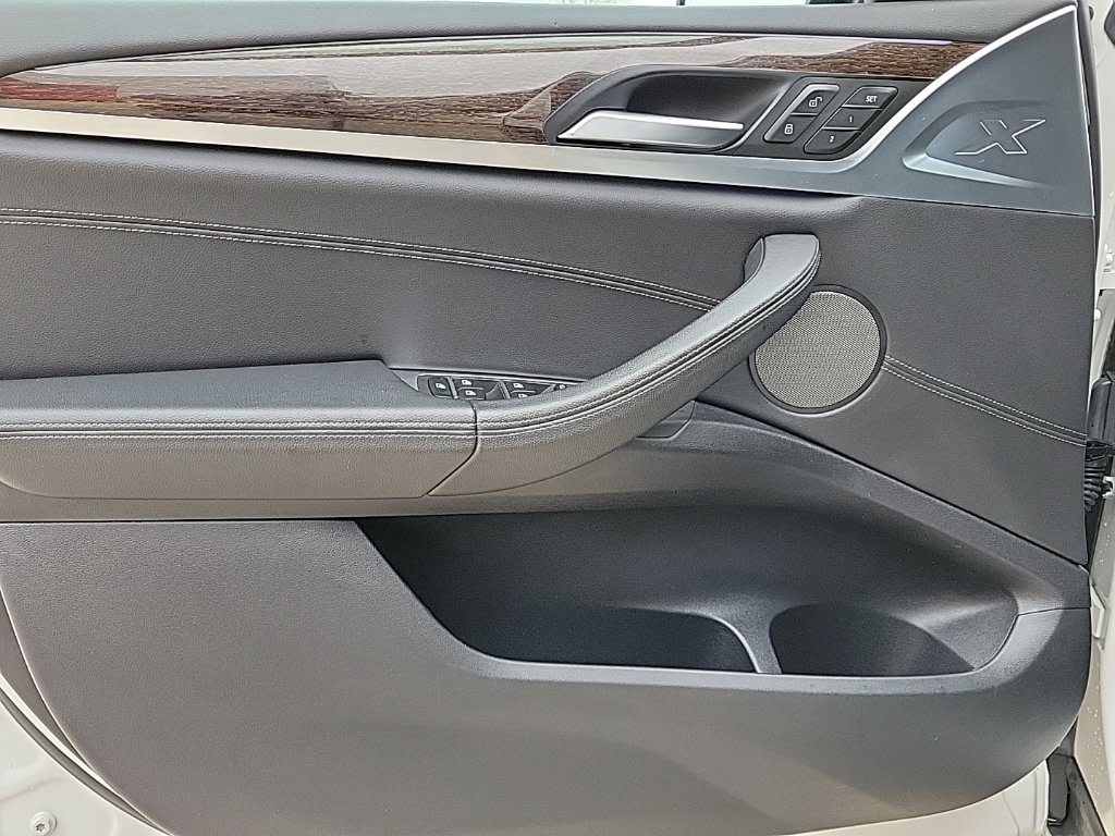 Thumbnail: 2018 BMW X3 - 30