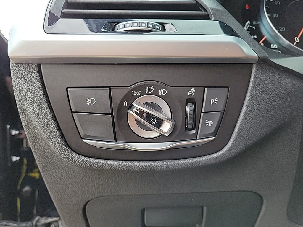 Thumbnail: 2019 BMW X3 - 33