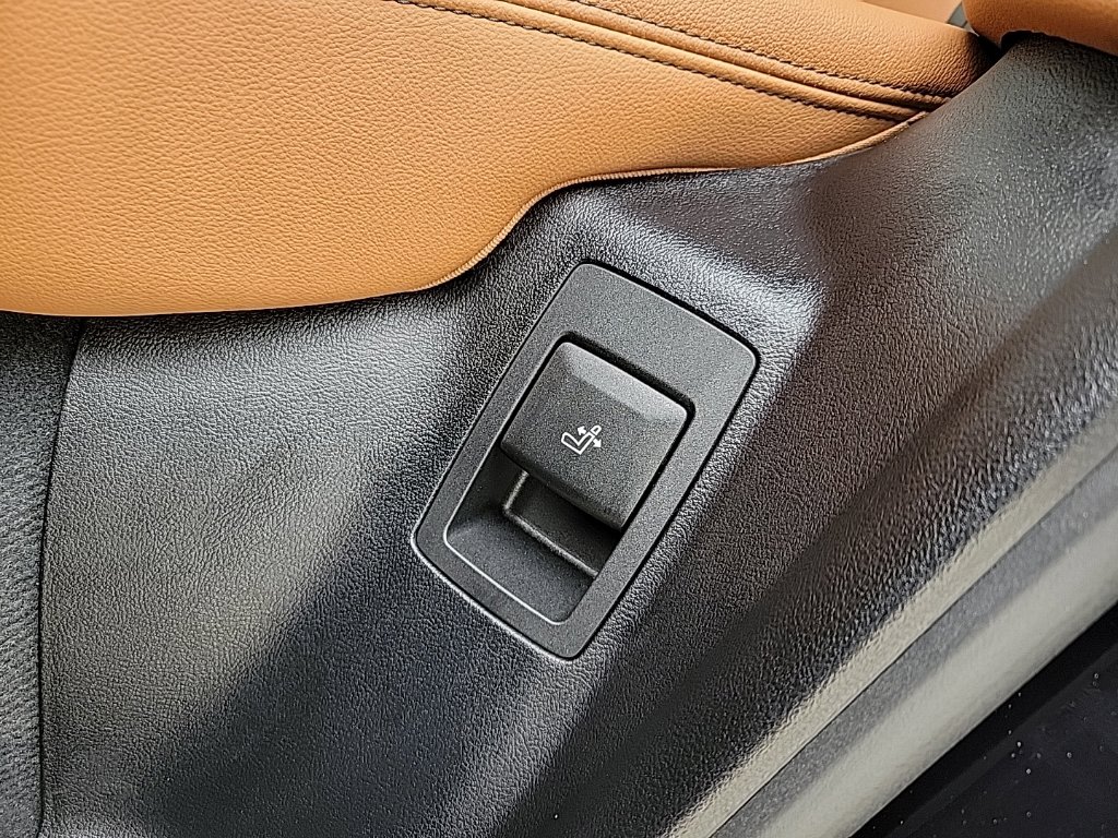 Thumbnail: 2019 BMW X3 - 6