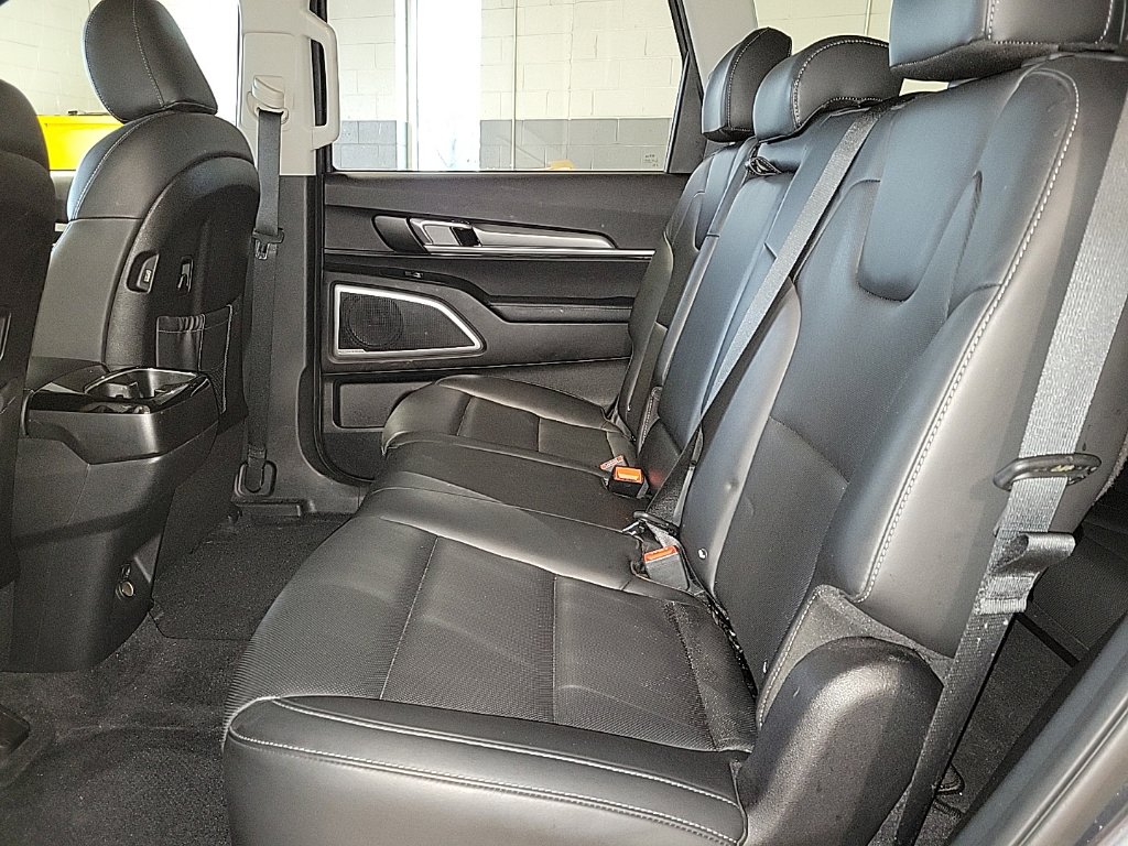 Thumbnail: 2021 Kia Telluride - 11