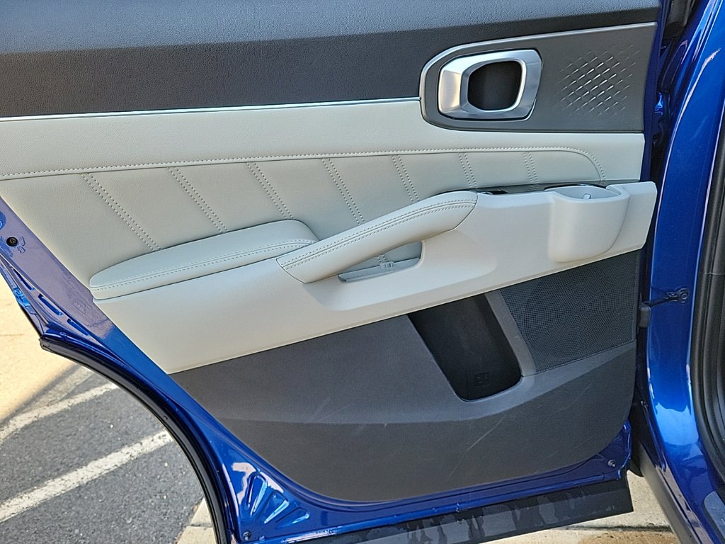 Thumbnail: 2022 Kia Sorento - 30