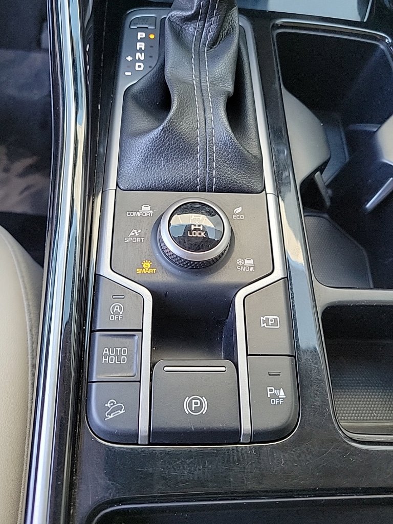 Thumbnail: 2022 Kia Sorento - 13