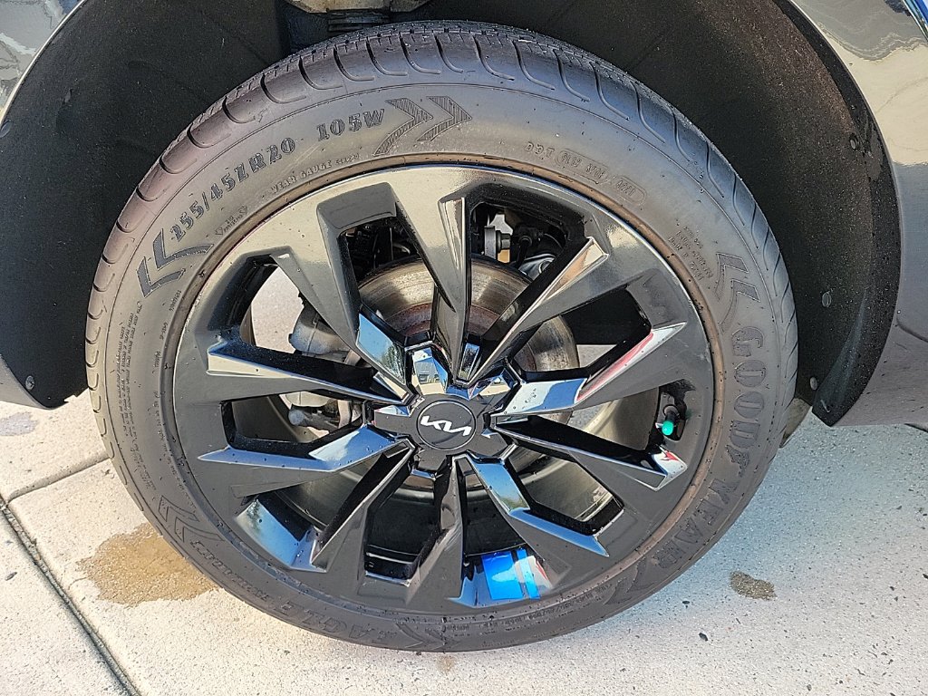 Thumbnail: 2022 Kia Sorento - 7