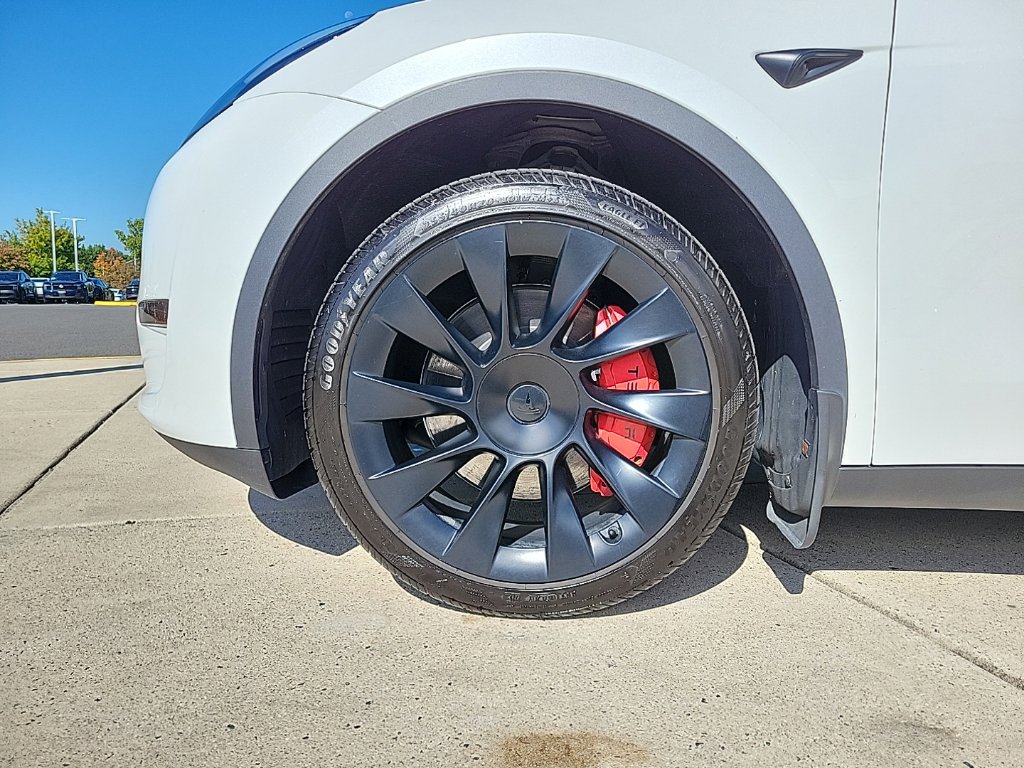 Thumbnail: 2024 Tesla Model Y - 6