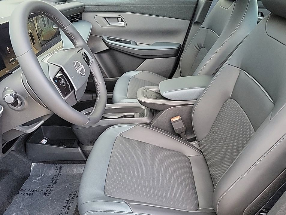 Thumbnail: 2026 Nissan Leaf - 10