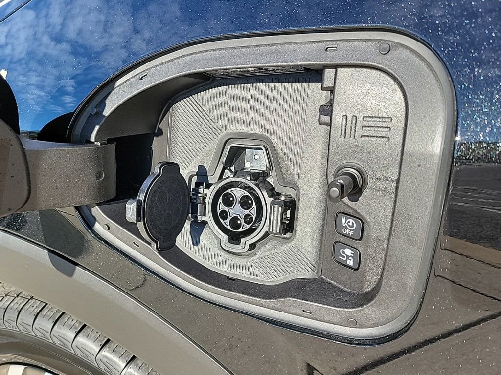 Thumbnail: 2026 Nissan Leaf - 22