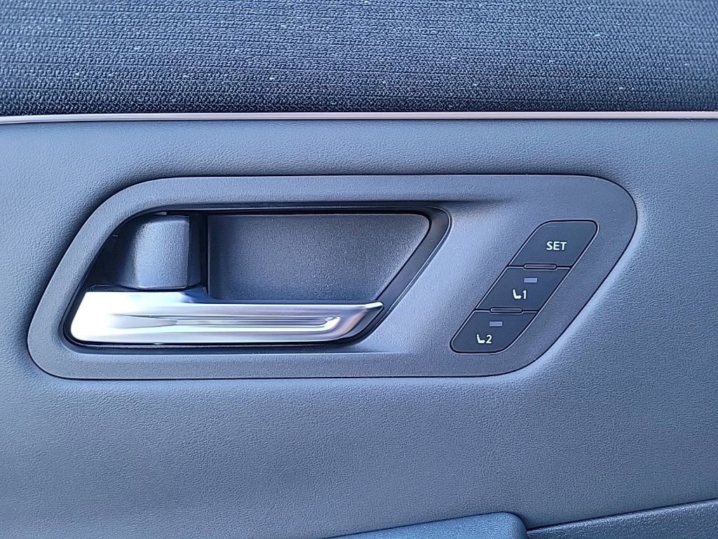 Thumbnail: 2026 Nissan Leaf - 34