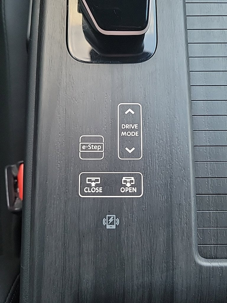 Thumbnail: 2023 Nissan Ariya - 30