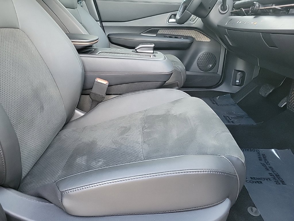 Thumbnail: 2023 Nissan Ariya - 11