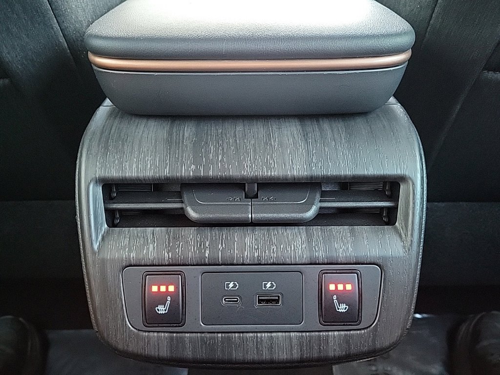 Thumbnail: 2023 Nissan Ariya - 26