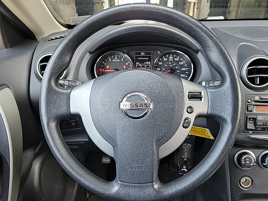Thumbnail: 2013 Nissan Rogue - 6