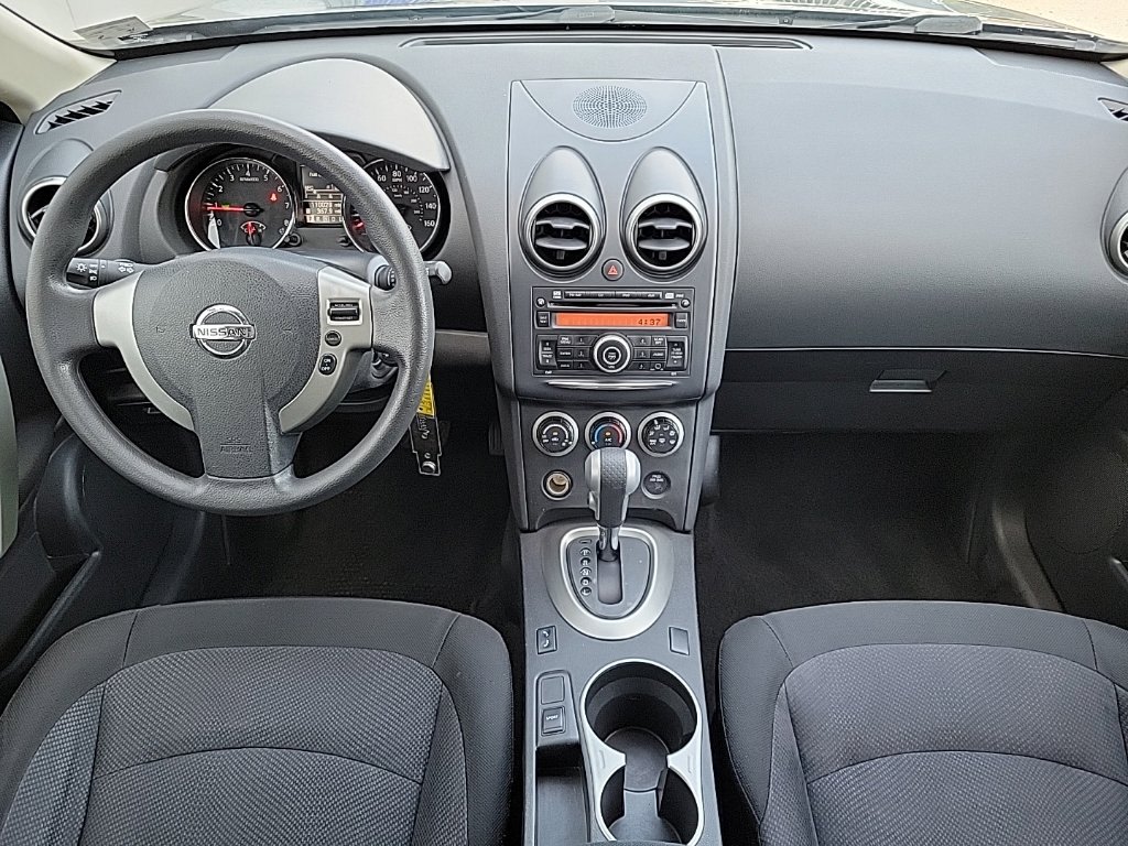 Thumbnail: 2013 Nissan Rogue - 2