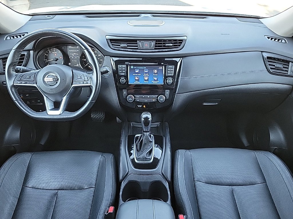 Thumbnail: 2017 Nissan Rogue - 9