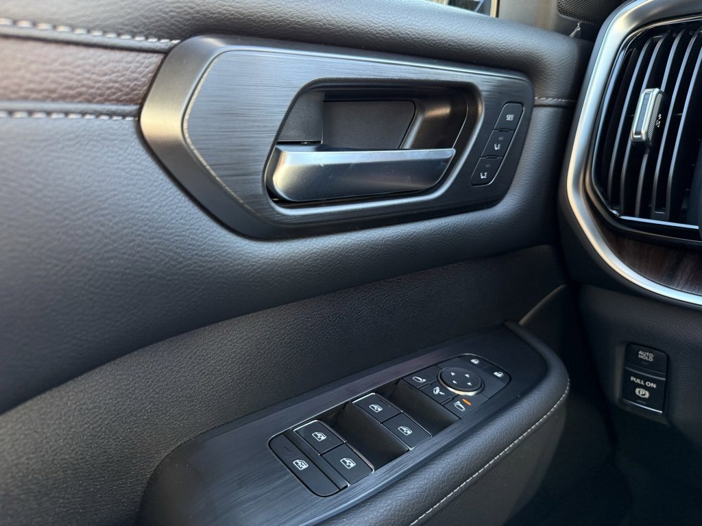 Thumbnail: 2026 Nissan Armada - 19