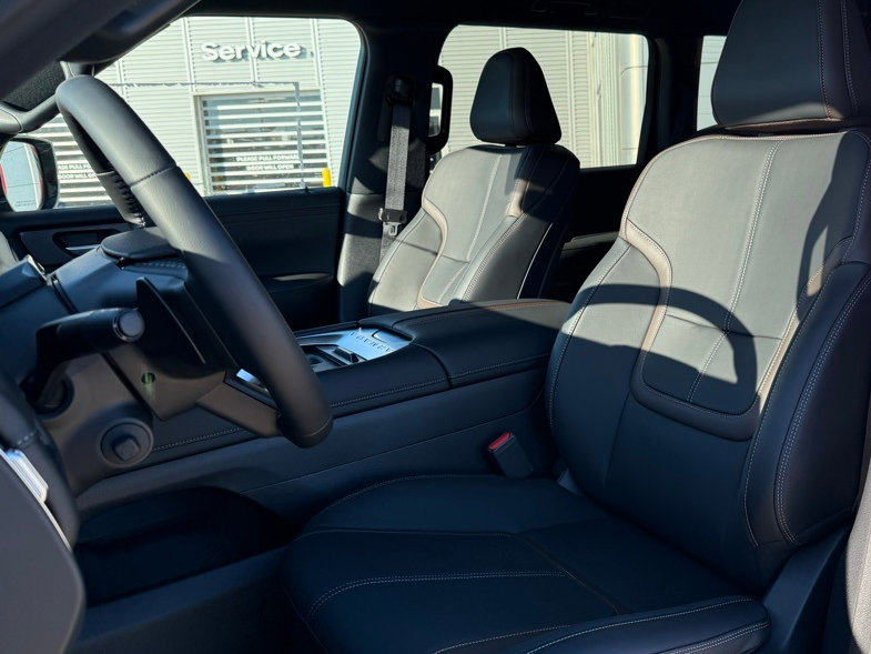 Thumbnail: 2025 Nissan Armada - 9