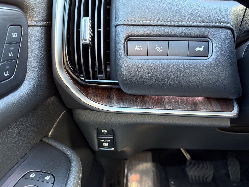 Thumbnail: 2025 Nissan Armada - 20
