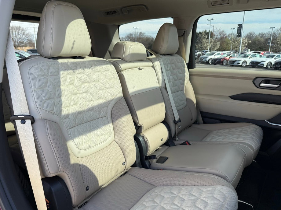 Thumbnail: 2026 Nissan Armada - 32