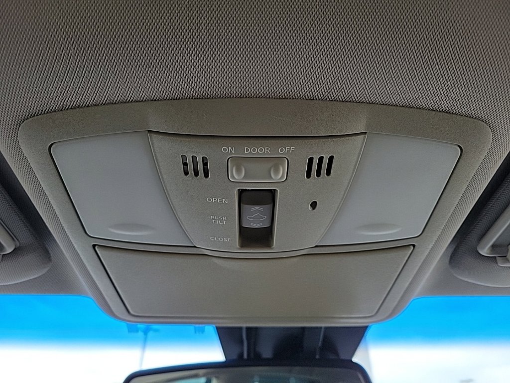 Thumbnail: 2014 Nissan Murano - 36