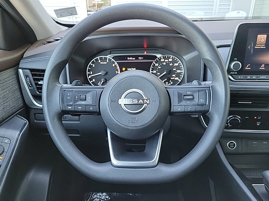 Thumbnail: 2023 Nissan Rogue - 9