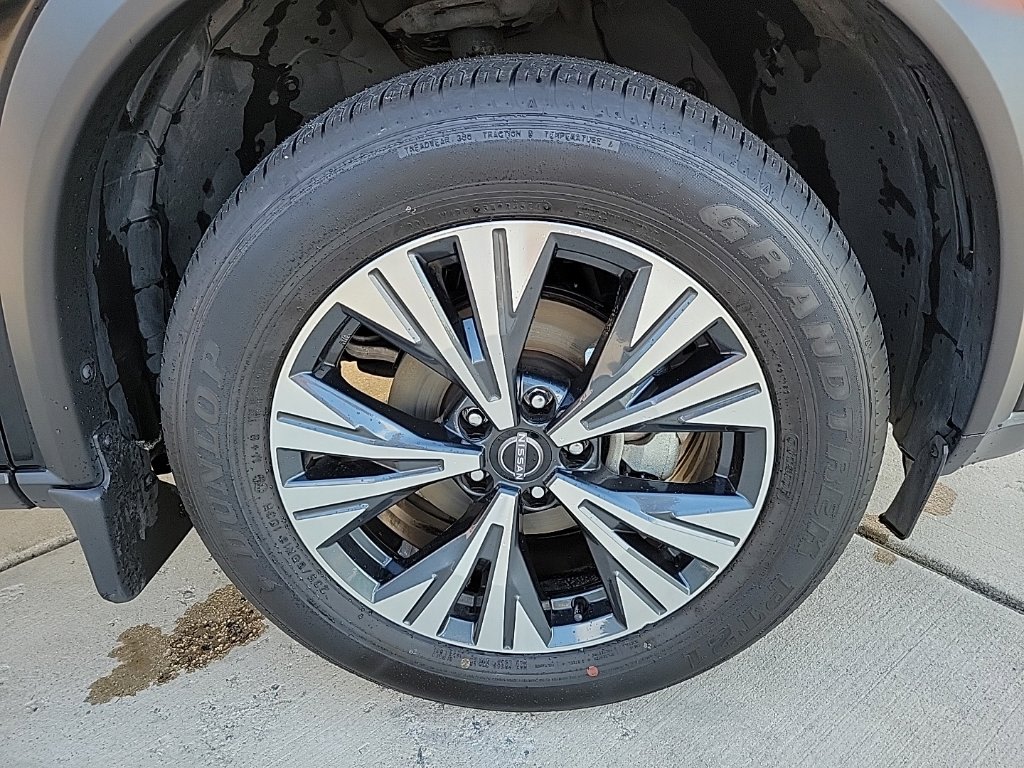 Thumbnail: 2023 Nissan Rogue - 8