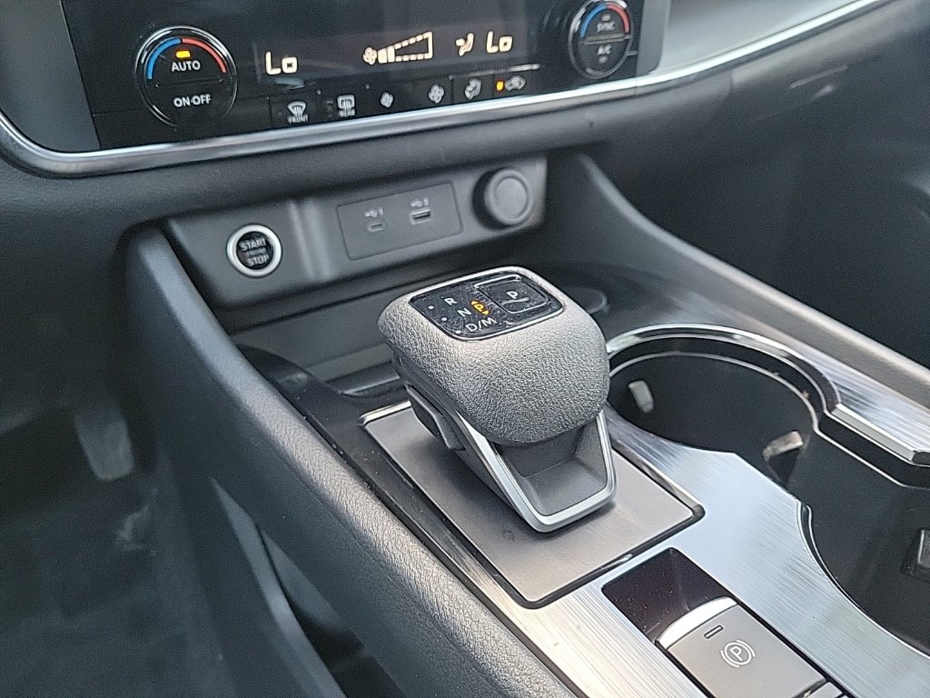 Thumbnail: 2023 Nissan Rogue - 12