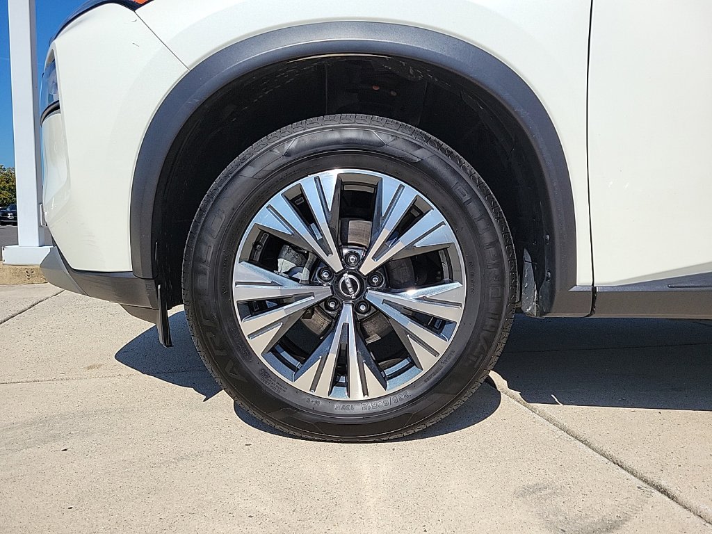 Thumbnail: 2023 Nissan Rogue - 8
