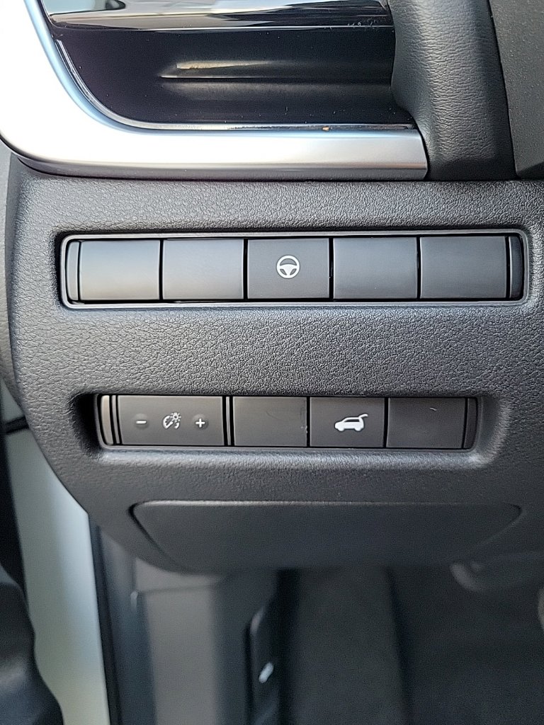 Thumbnail: 2022 Nissan Rogue - 26