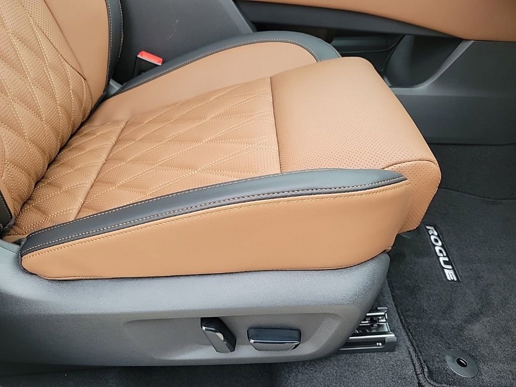 Thumbnail: 2026 Nissan Rogue - 20