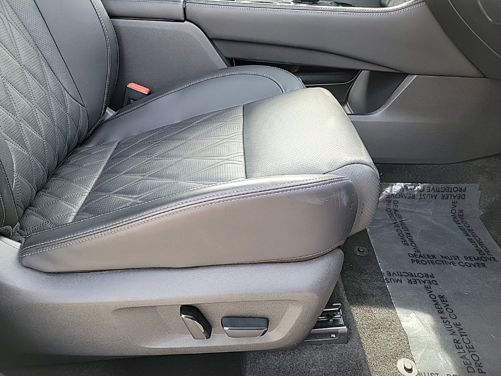 Thumbnail: 2022 Nissan Rogue - 14