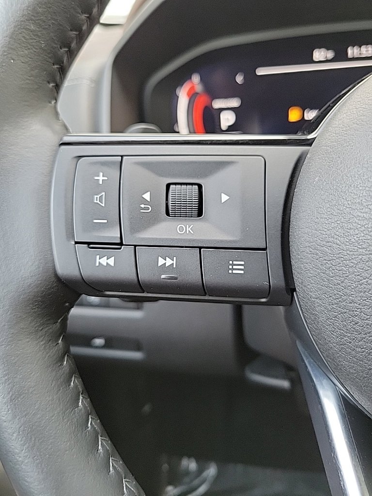 Thumbnail: 2022 Nissan Rogue - 31