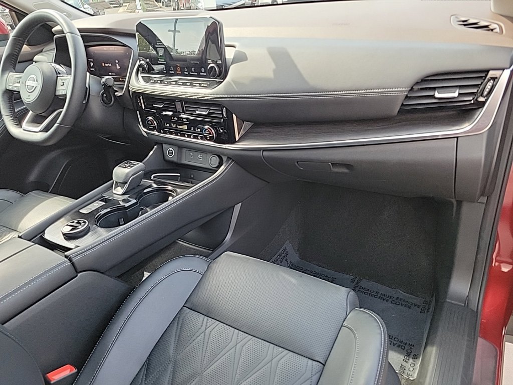 Thumbnail: 2022 Nissan Rogue - 2