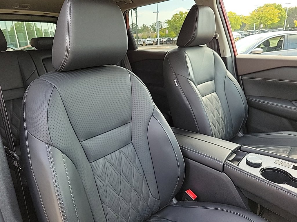 Thumbnail: 2022 Nissan Rogue - 10