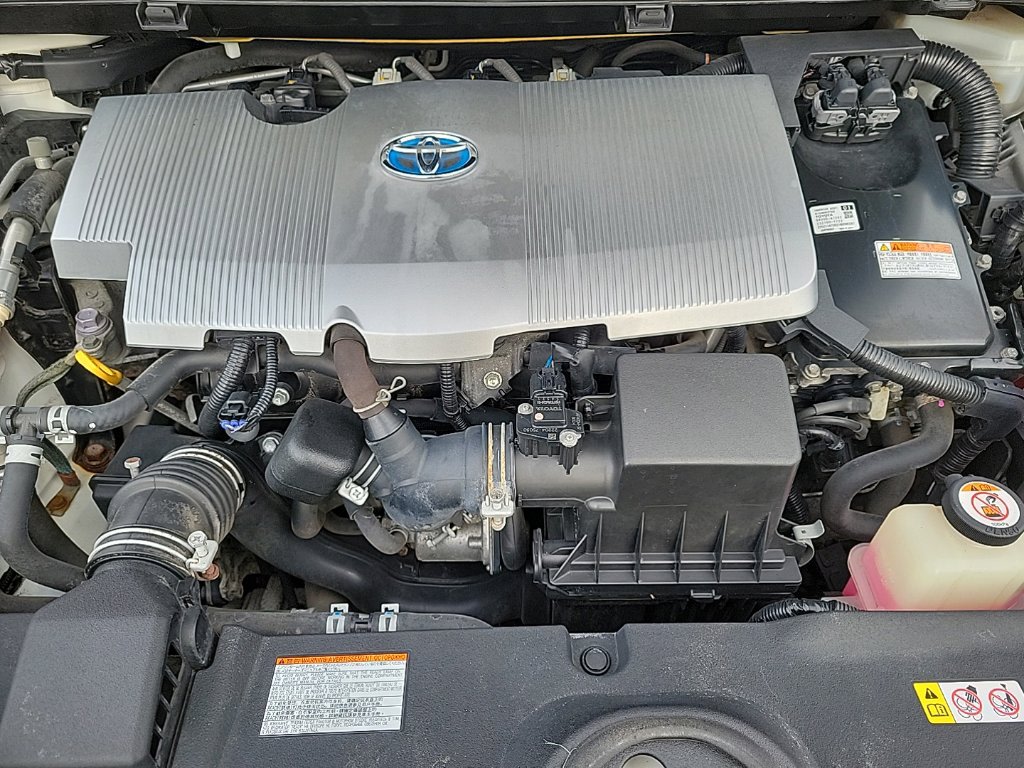 Thumbnail: 2018 Toyota Prius - 9