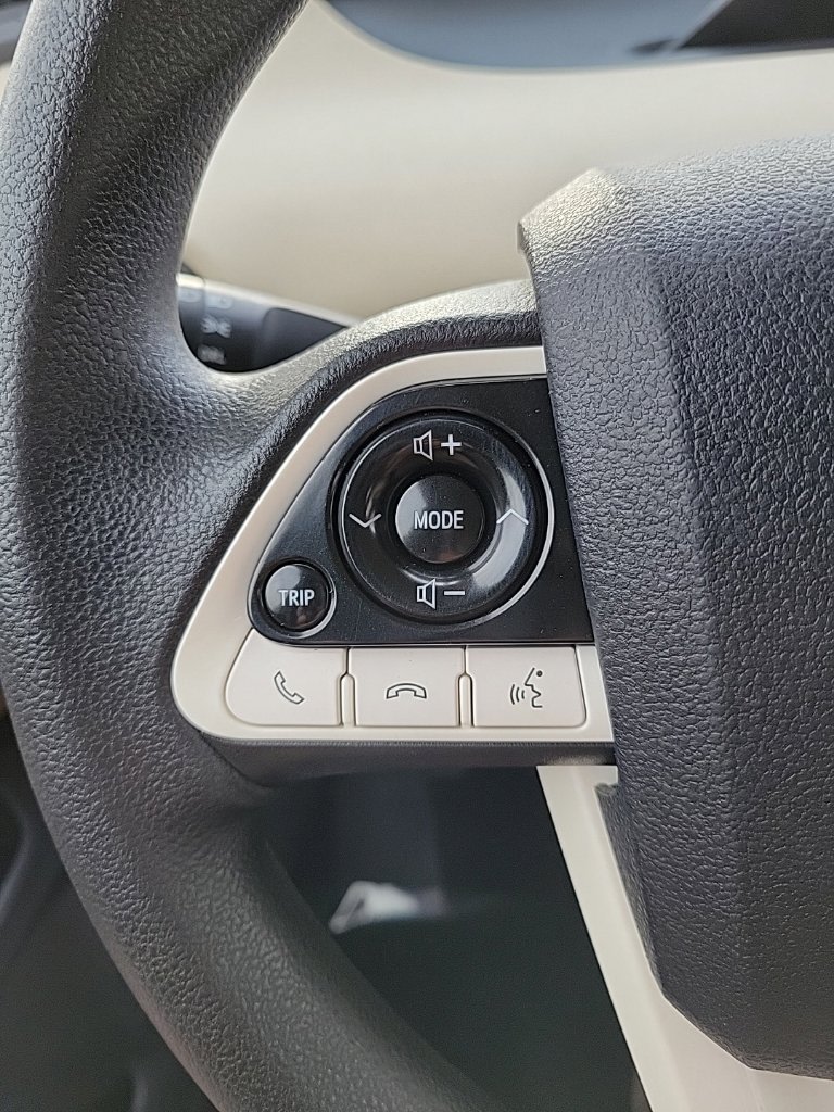 Thumbnail: 2018 Toyota Prius - 24