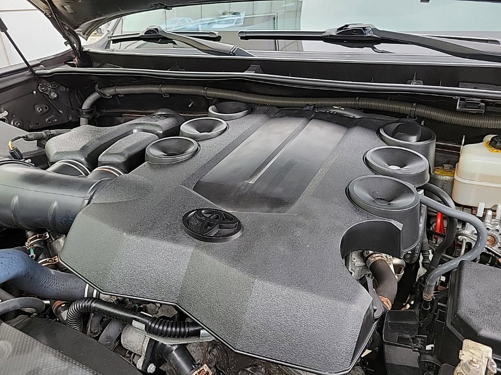 Thumbnail: 2014 Toyota 4Runner - 7