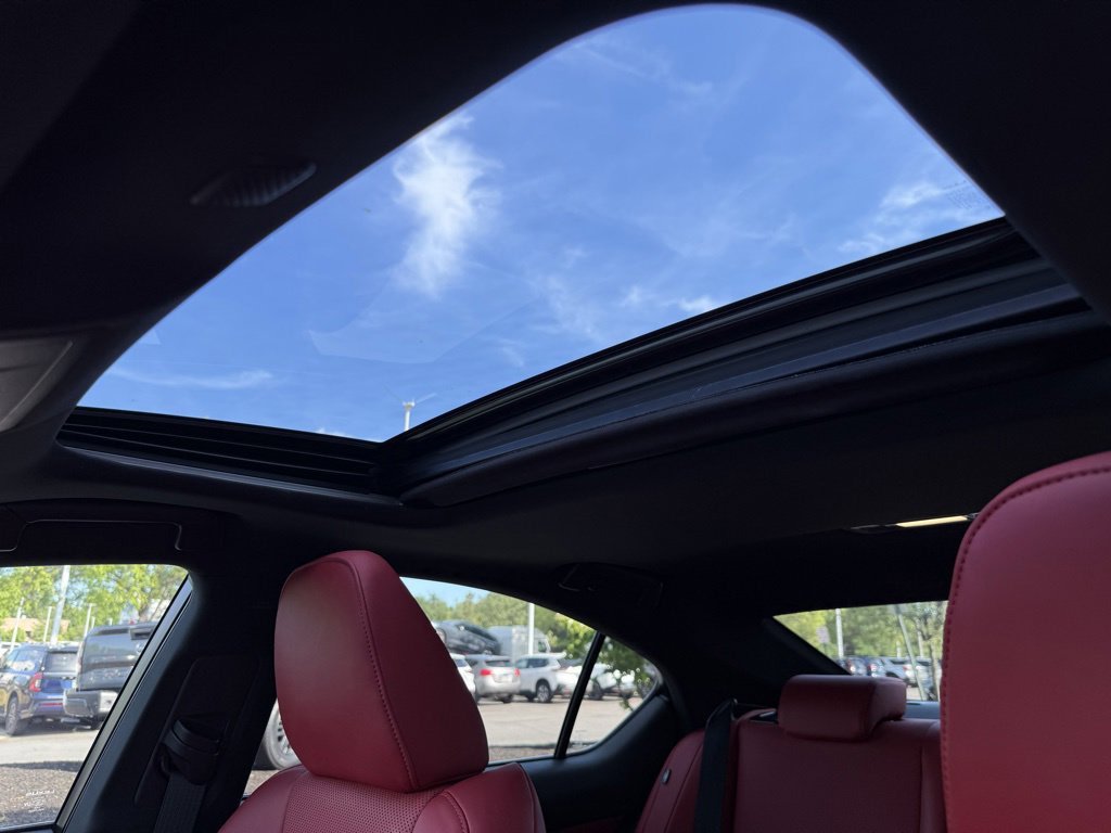 Thumbnail: 2024 Lexus ES - 28
