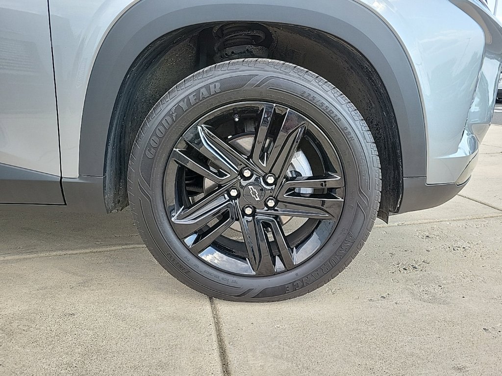 Thumbnail: 2025 Chevrolet Trax - 7