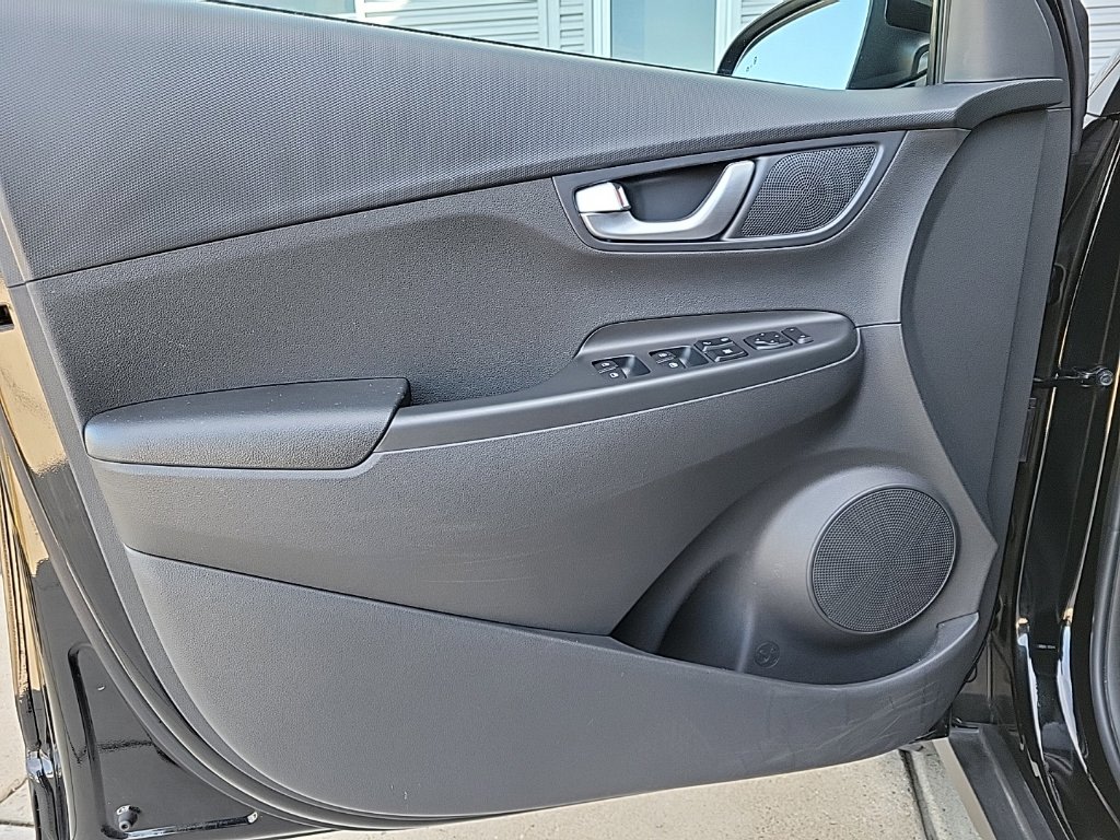 Thumbnail: 2023 Hyundai Kona - 28