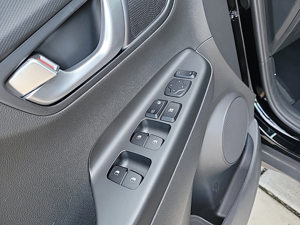 Thumbnail: 2023 Hyundai Kona - 29