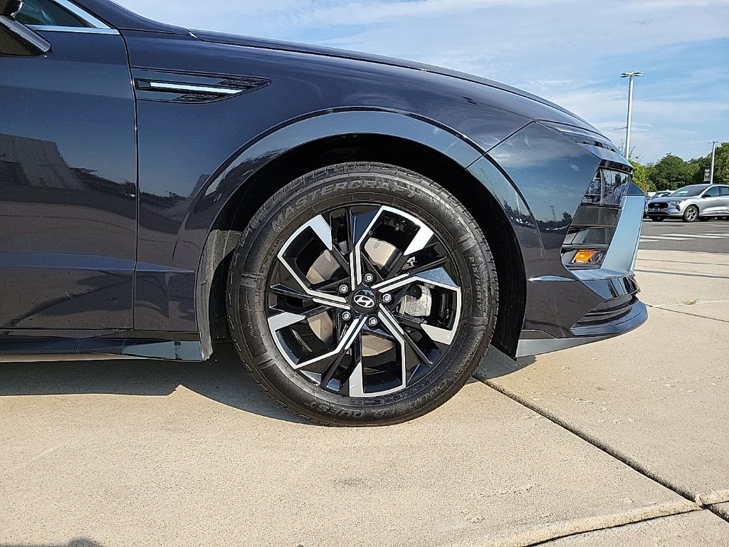 Thumbnail: 2024 Hyundai Sonata - 7
